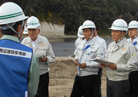 河川の氾濫、土砂災害の復旧現場を現地調査