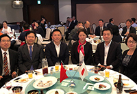 中華人民共和国駐札幌総領事館総領事御夫妻と