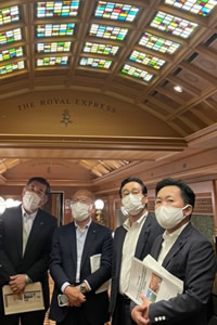 持続可能な地域交通の確立に向けて行動します